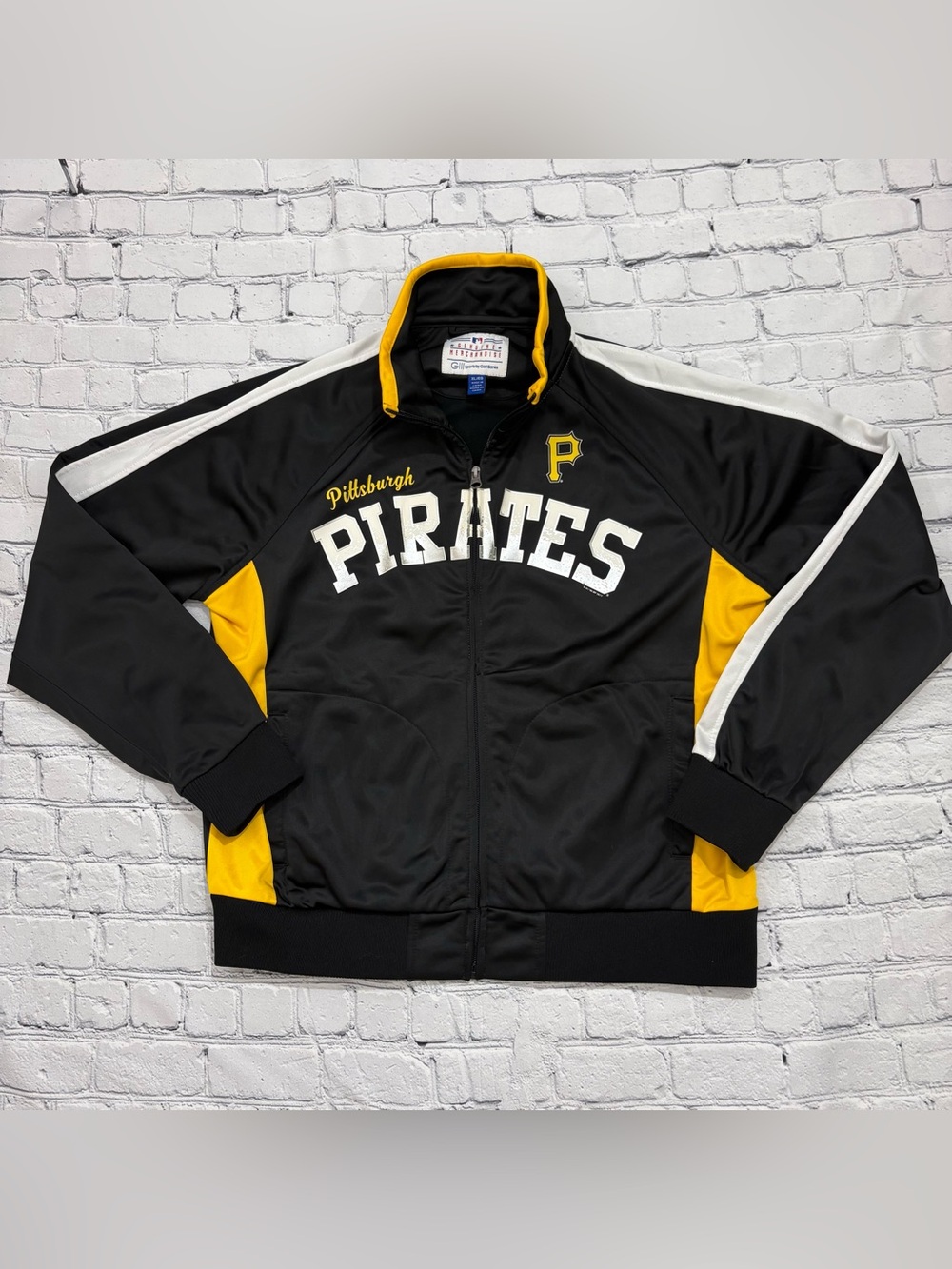 Pittsburgh Pirates G-III Carl Banks MLB Genuine Merchandise Jacket Kid Youth XL